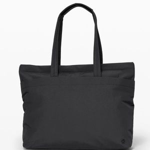 Lululemon Black TOTE Bag LARGE (15L)